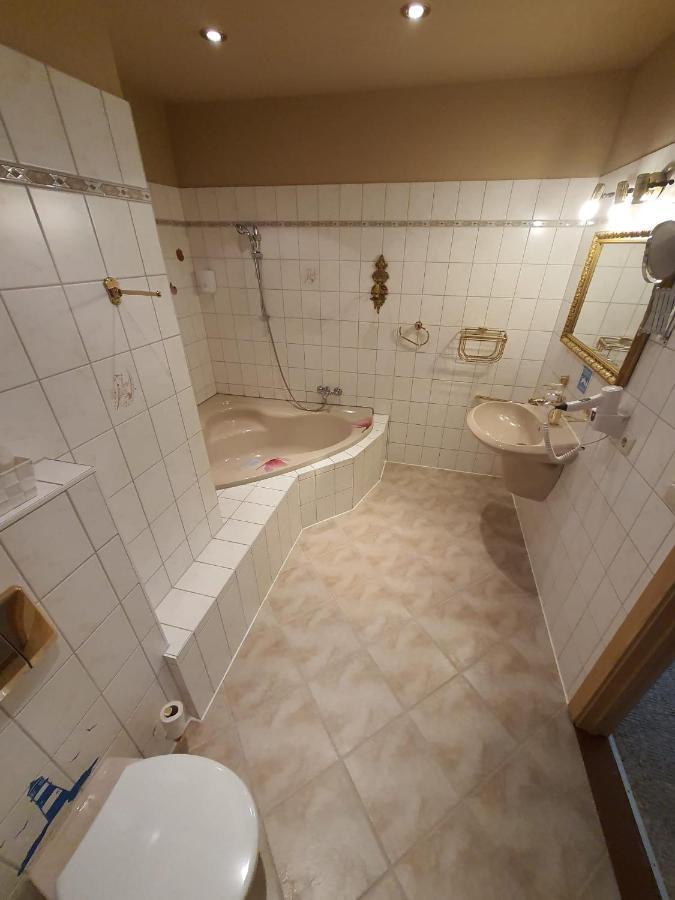 Hotel Knöpel Wißmar Exteriör bild
